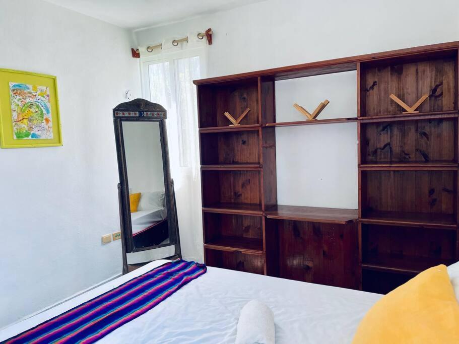 Punta Me Apartments & Rooms Near The Punta Sam Ferry Beach Cancún Buitenkant foto