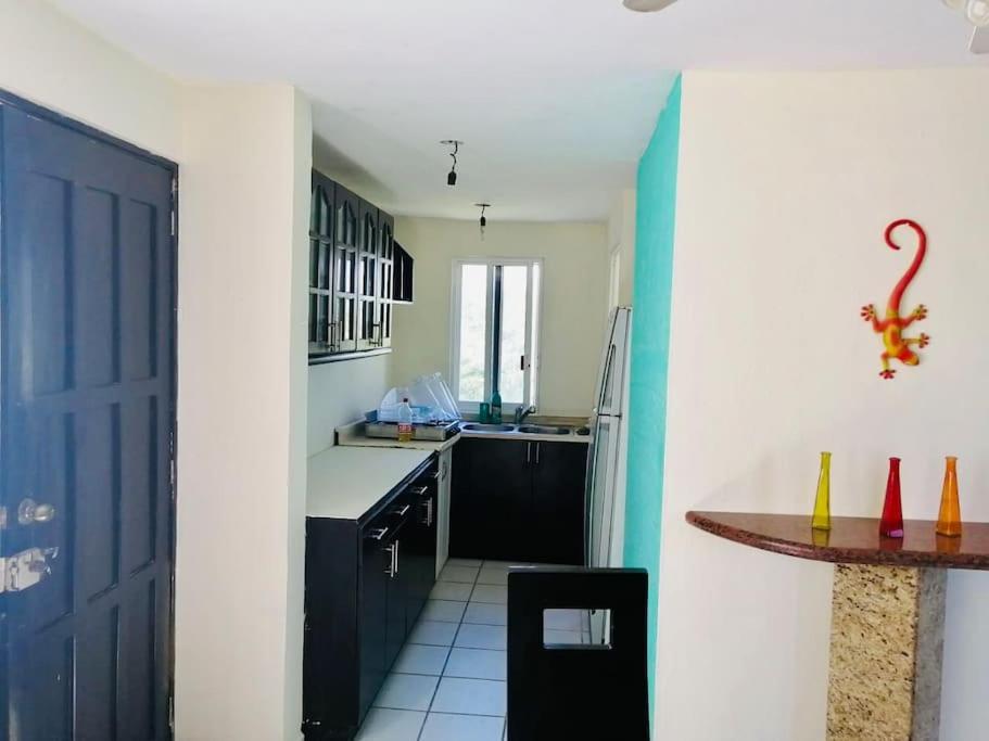 Punta Me Apartments & Rooms Near The Punta Sam Ferry Beach Cancún Buitenkant foto