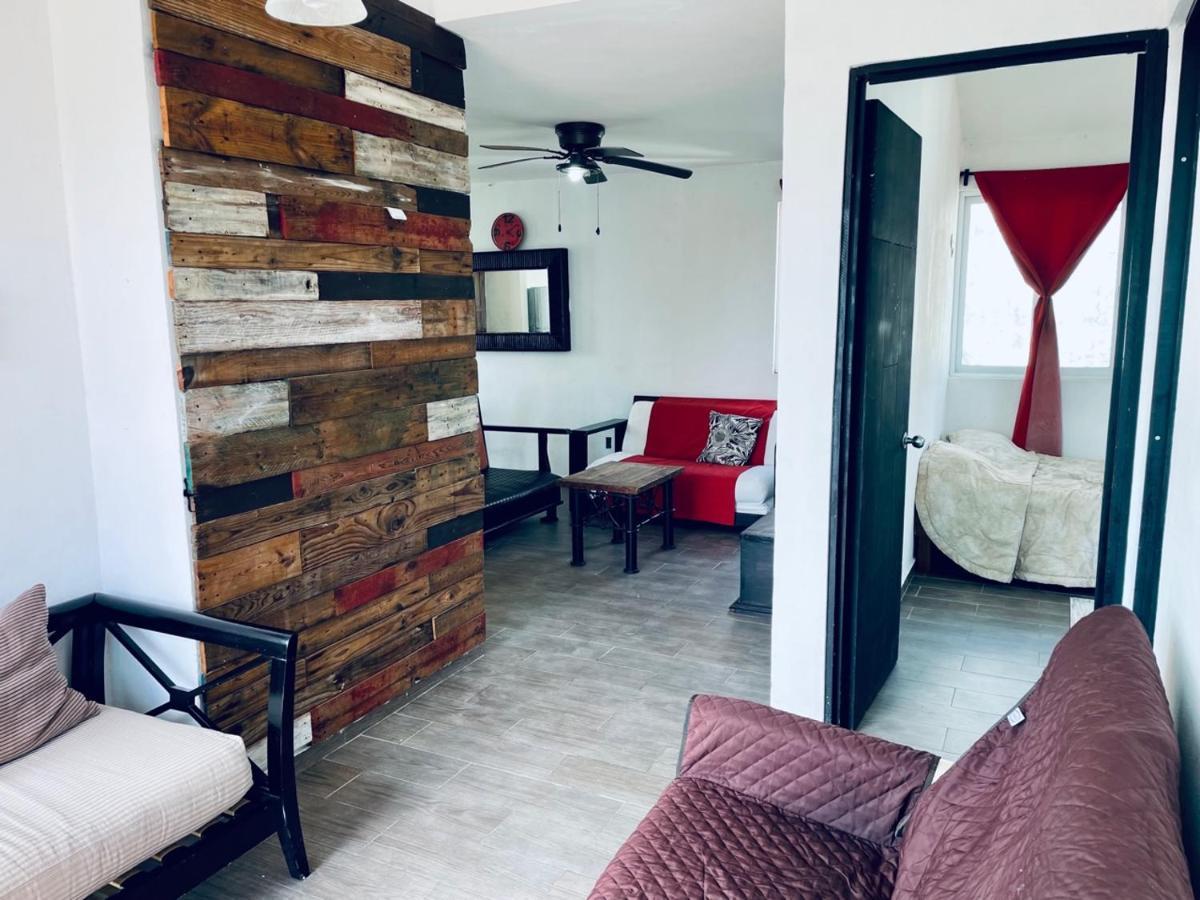 Punta Me Apartments & Rooms Near The Punta Sam Ferry Beach Cancún Buitenkant foto